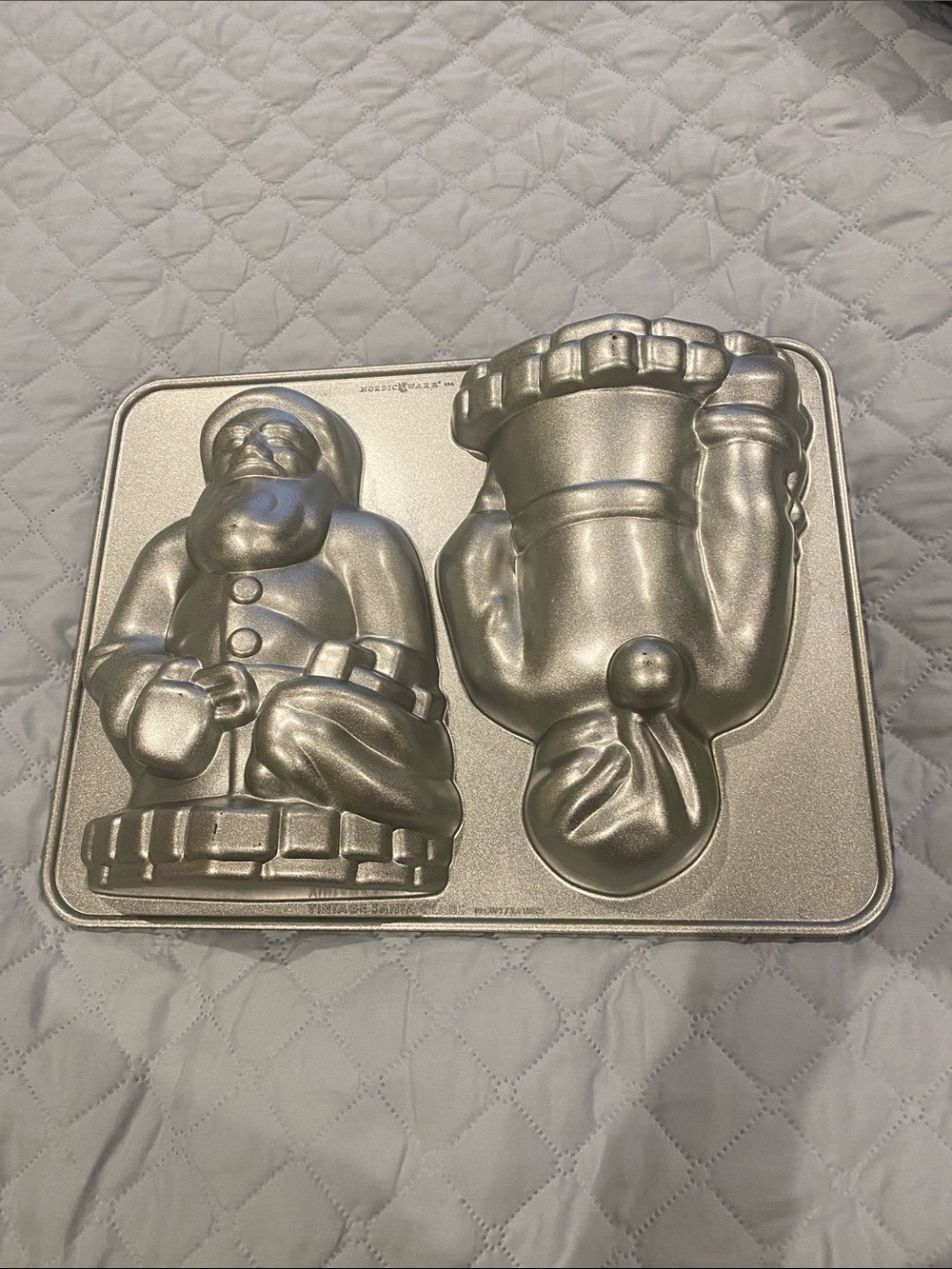 Nordic Ware Silver Santa and Stocking Aluminum Mold Pan